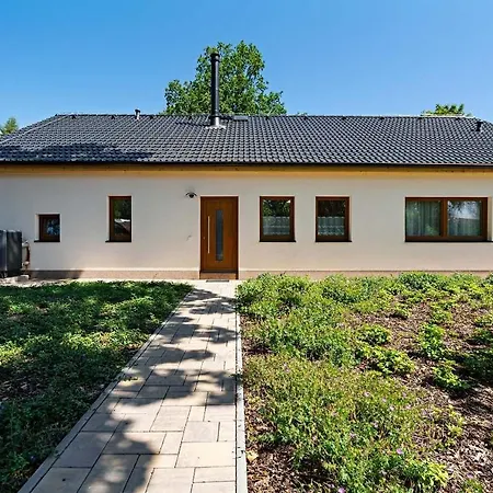 Prázdninový dům Haus Fric Private Garden House